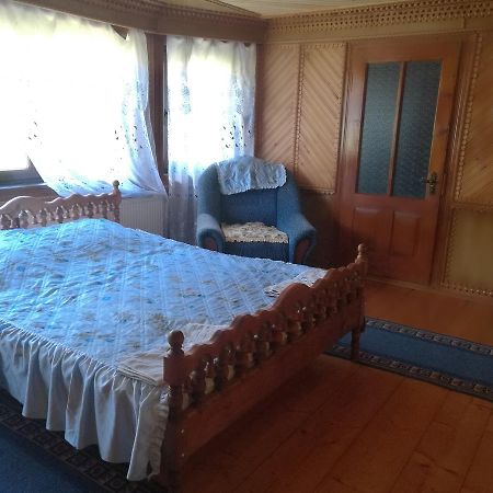 Villa Gutsulska Oselya à Krivopol'ye Extérieur photo