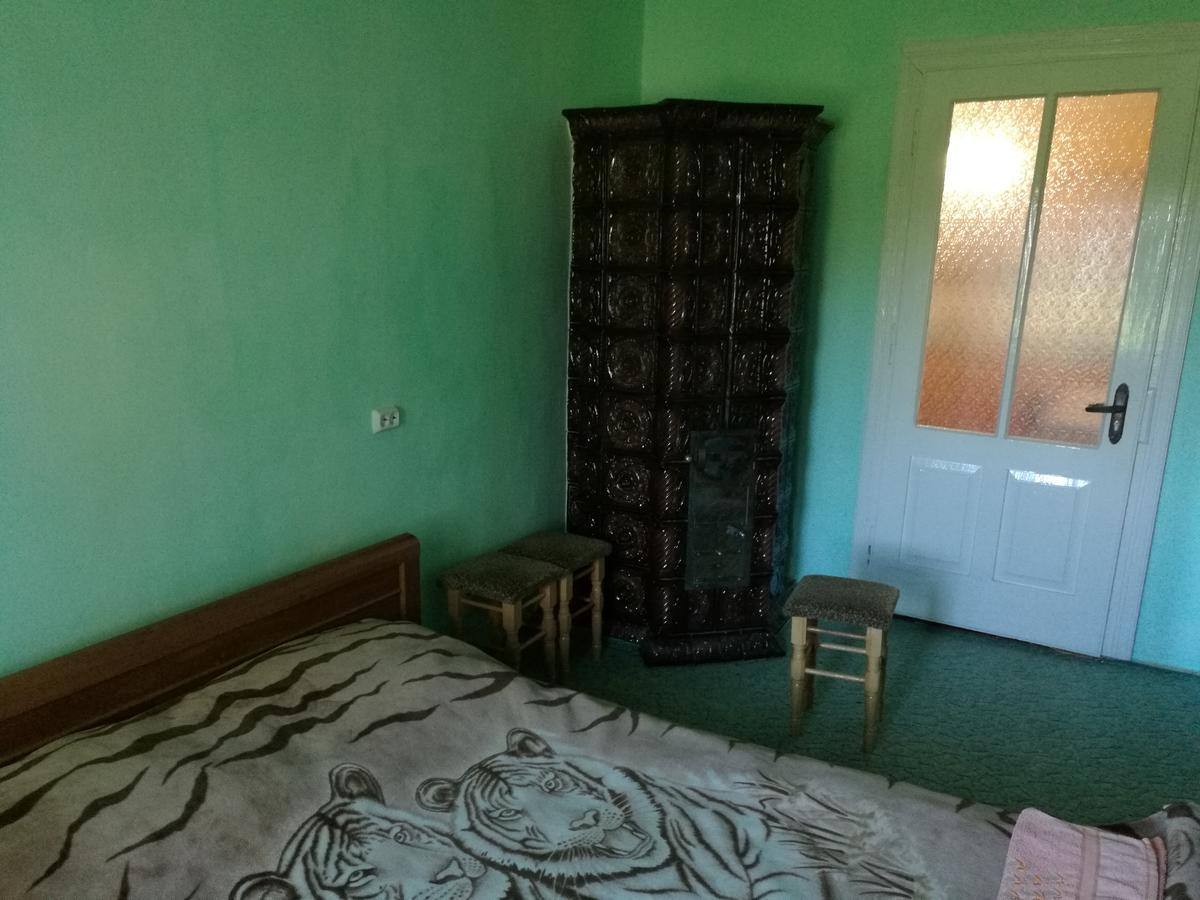 Villa Gutsulska Oselya à Krivopol'ye Extérieur photo